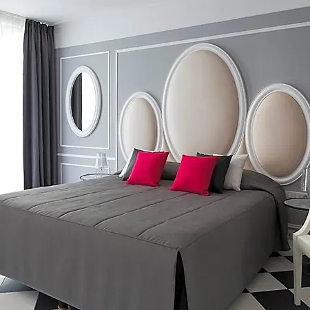 Citadines Opera Paris