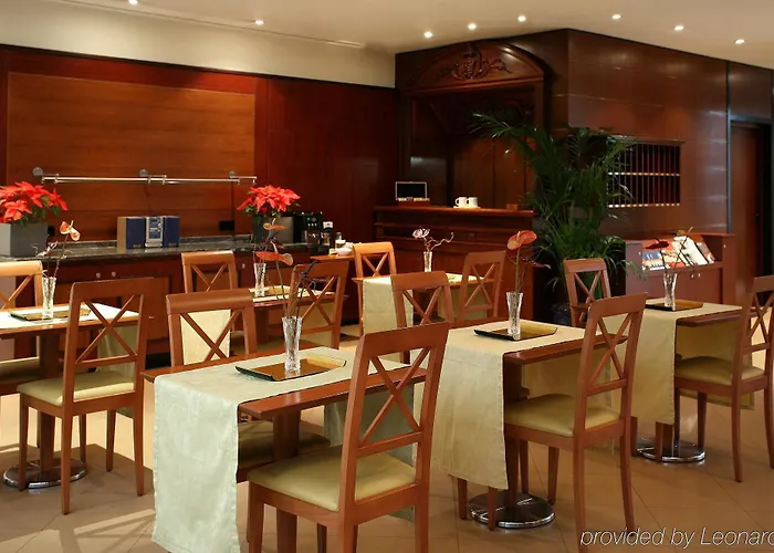 מלון דירות Citadines Opera 4*